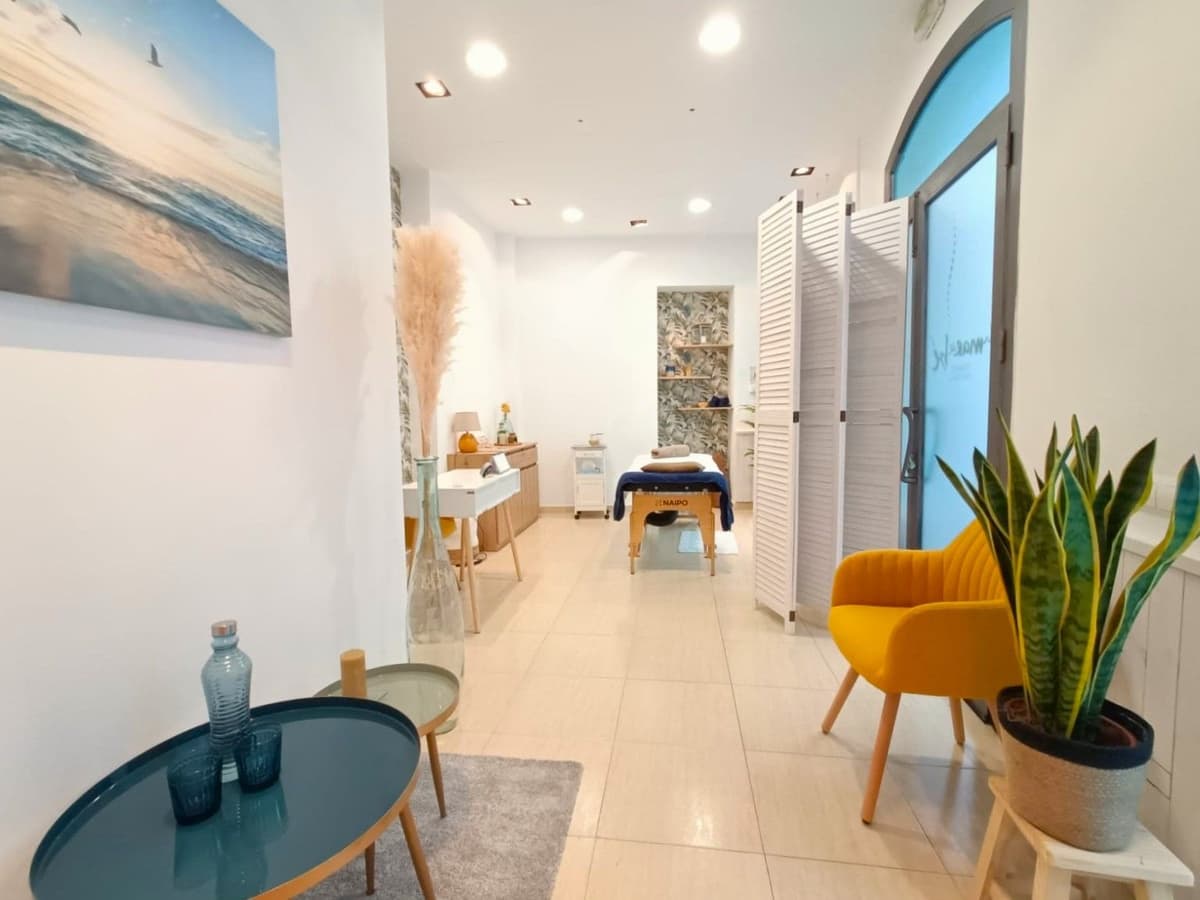 La Mar de Bé, teràpies naturals (natural therapies)