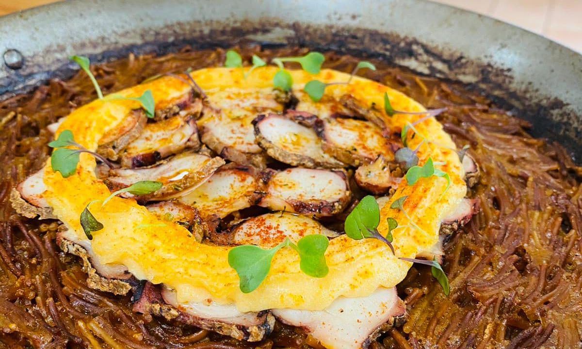 "FIDEUS ROSSEJATS" WITH OCTOPUS CARPACCIO