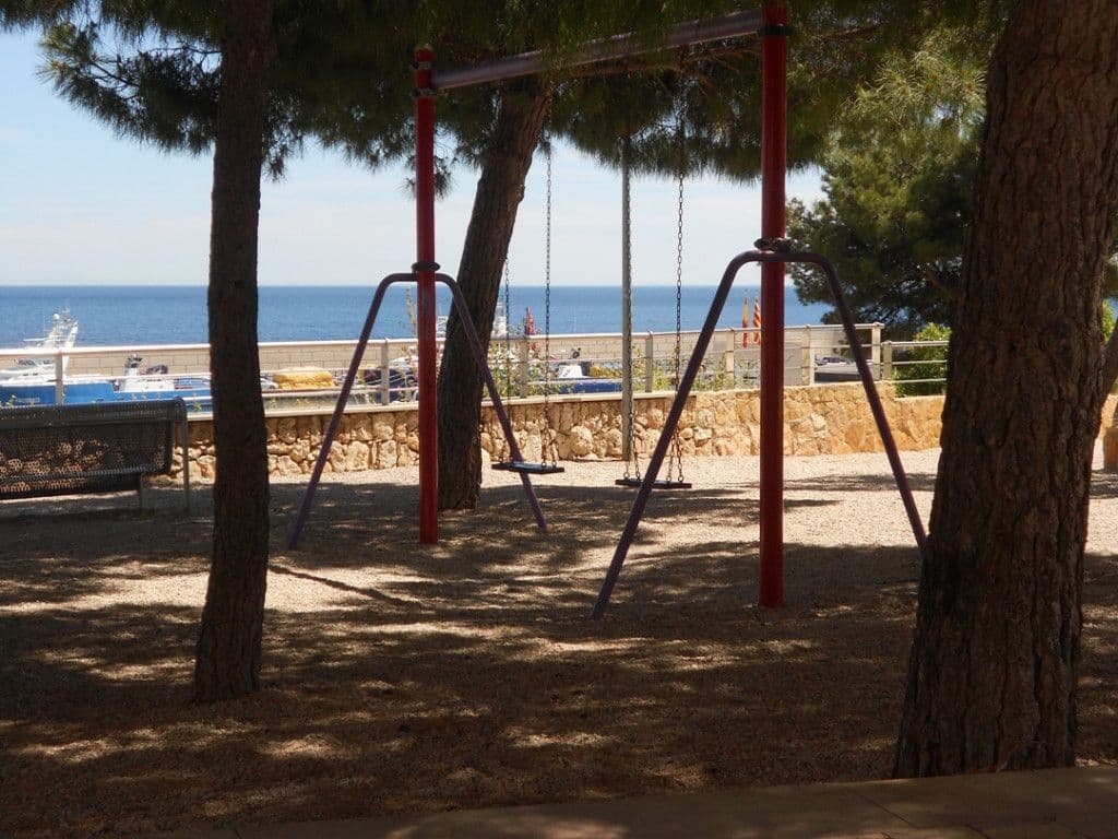 Plaza "Plaça del Barco"