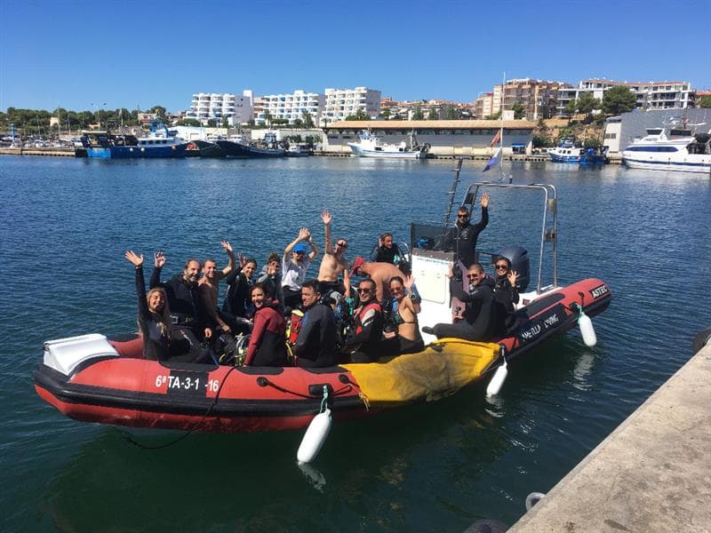 Buceo en barcos hundidos - Ametlla Diving