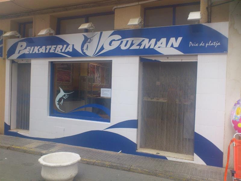 Fish shop Guzman
